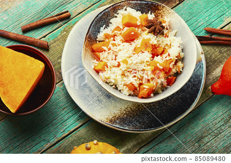 Stewed rice with pumpkin Stewed rice with pumpkin 85089480