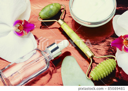 Cosmetic face cream Cosmetic face cream 85089481