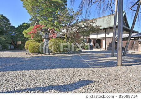 Kawagoe walk: Kitain, behind the warehouse 85089714