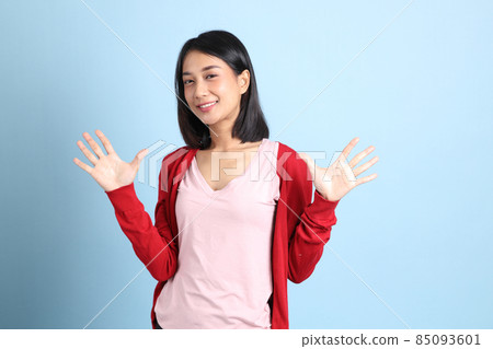 Cute Asian Woman Cute Asian Woman 85093601