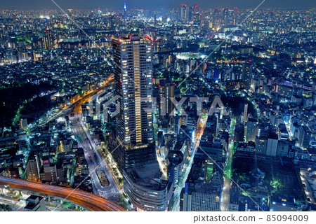 Night view from Sunshine 60 Observatory 85094009