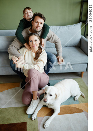 Portrait of Family at Home 85094011