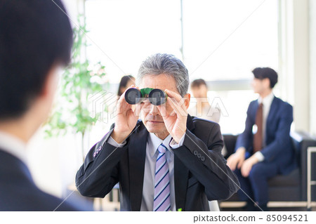 Managers who identify human resources Managers who identify human resources 85094521