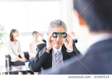 Managers who identify human resources Managers who identify human resources 85094524