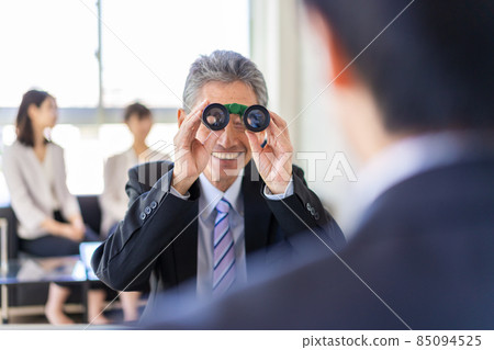 Managers who identify human resources Managers who identify human resources 85094525