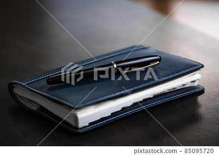 Business notebook in the office 85095720