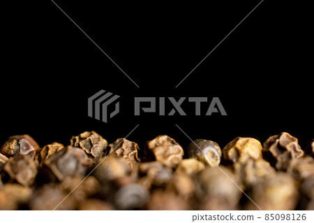 Spicy black pepper on black Spicy black pepper on black 85098126