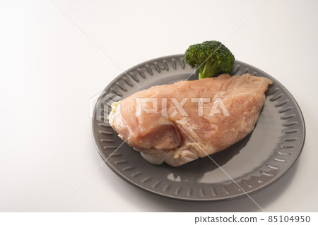 Chicken breast, raw chicken, reasonable and healthy ingredients Chicken breast, raw chicken, reasonable and healthy ingredients 85104950