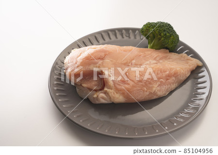 Chicken breast, raw chicken, reasonable and healthy ingredients 85104956