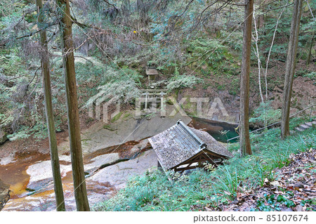 [Ryuchin Shrine] Murouono, Uda City, Nara Prefecture 85107674