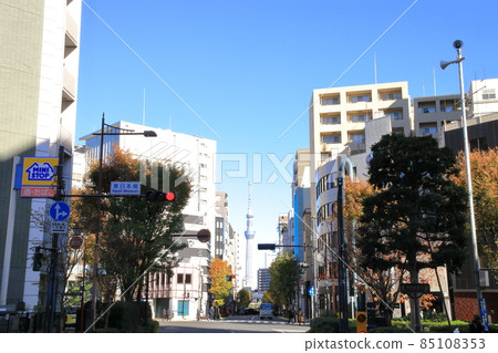 Near the East Nihonbashi intersection Near the East Nihonbashi intersection 85108353