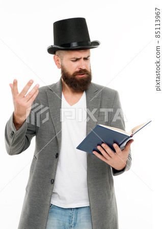 Faced with senseless drama. Eloquence and diction.  85113967