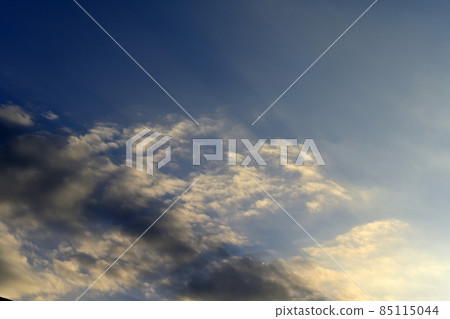藍天和雲彩背景材料 85115044
