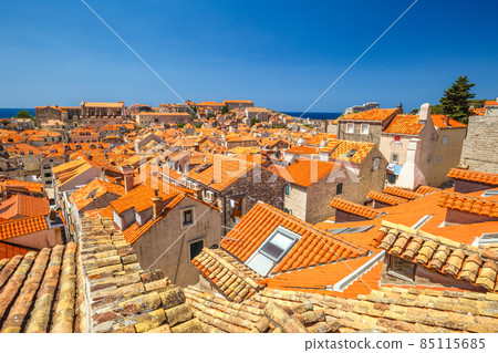 Top view of historical centre from walls of the city Dubrovnik. 85115685