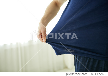 stretch test of clothes 85117269