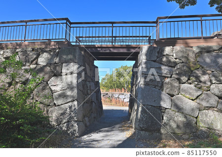 福岡城“墓門遺址” 85117550
