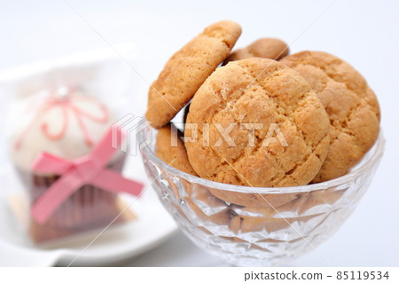 Homemade cookies and cupcakes Homemade cookies and cupcakes 85119534