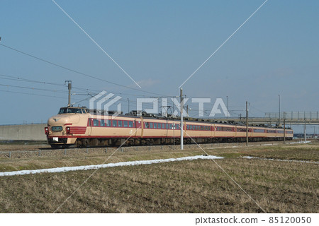 Hokuriku Main Line Kaga-Kasama-Mikawa JR West 485 Series A07 formation (Kyoto) Raicho 85120050