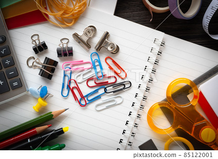 Various stationery, office supplies, school supplies 85122001