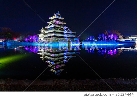 Projection mapping of Matsumoto Castle [Nagano Prefecture] 85124444