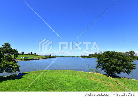 Scenery of Sumida River, Tokyo 85125758