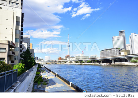 In 2021, the scenery of the Sumida River in Tokyo 85125952