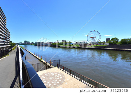 In 2021, the scenery of the Sumida River in Tokyo In 2021, the scenery of the Sumida River in Tokyo 85125986