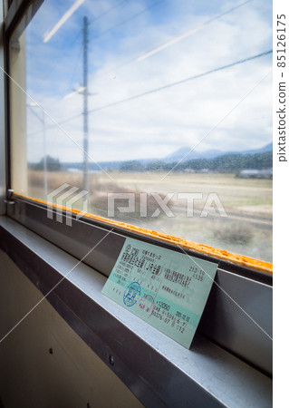 A leisurely train trip on a local line with a Seishun 18 Ticket ticket 85126175