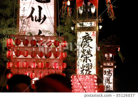 A heroic festival that represents the Kiriko Festival in Noto (Horyu Tanabata Kiriko Festival, Noto Peninsula, Suzu City, Ishikawa Prefecture) A heroic festival that represents the Kiriko Festival in Noto (Horyu Tanabata Kiriko Festival, Noto Peninsula, Suzu City, Ishikawa Prefecture) 85126837