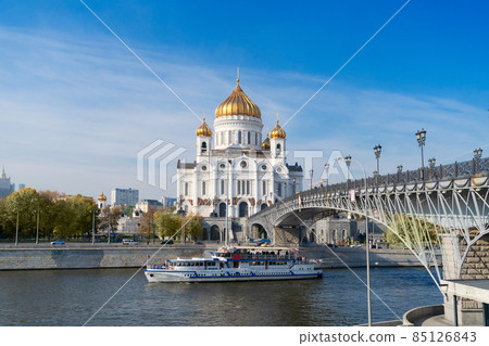Cathedral of Christ the Savior and Moscow river Cathedral of Christ the Savior and Moscow river 85126843