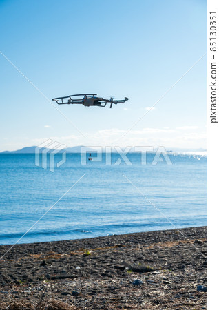Image of drone (taken at Lake Biwa Lake Biwa Ryokuchi, Nagahama City, Shiga Prefecture) Image of drone (taken at Lake Biwa Lake Biwa Ryokuchi, Nagahama City, Shiga Prefecture) 85130351
