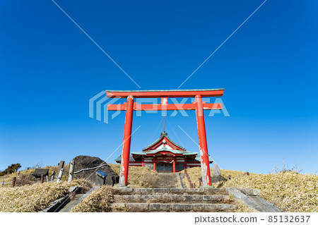 Hakone Shrine Motomiya on the summit of Komagadake Hakone Shrine Motomiya on the summit of Komagadake 85132637