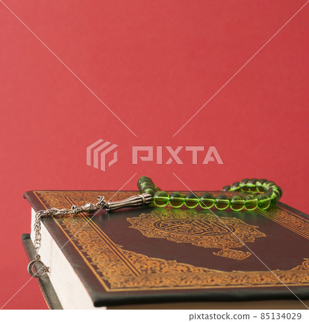 green prayer beads quran. High quality photo 85134029