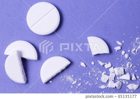 top view crushed pills. High quality photo top view crushed pills. High quality photo 85135177