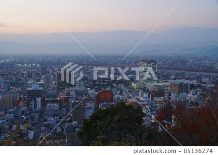 Evening view of Gifu city just after sunset seen from Jinhuashan Drive Way Observatory Evening view of Gifu city just after sunset seen from Jinhuashan Drive Way Observatory 85136274