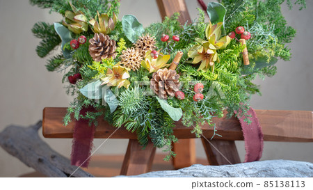 Christmas flower arrangement swag 85138113