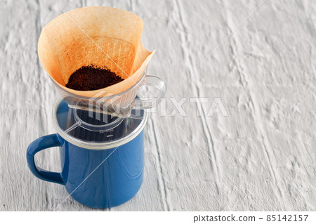 Coffee in the drip Coffee in the drip 85142157