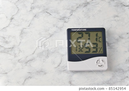 Digital thermo-hygrometer white background Digital thermo-hygrometer white background 85142954