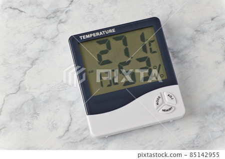 Digital thermo-hygrometer white background Digital thermo-hygrometer white background 85142955