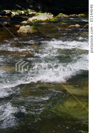 Clear stream, river flow, splash, stream in the mountains of Japan, Hisata River, rocky area Clear stream, river flow, splash, stream in the mountains of Japan, Hisata River, rocky area 85144646