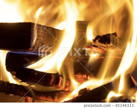 Burning charcoal flame 85146313
