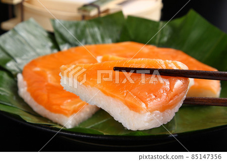 Sushi of salmon 85147356