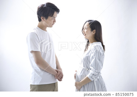 Pregnant couple couple maternity Pregnant couple couple maternity 85150075