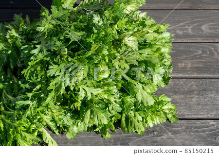 Nourishing garland chrysanthemum Nourishing garland chrysanthemum 85150215