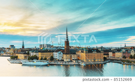 Stockholm, Sweden. Scenic View Of Stockholm Skyline At Summer Evening. Famous Popular Destination Scenic Place In Dusk Lights. Riddarholm Church In Day To Night Transition 85152669