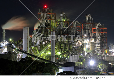 神田町工廠夜景 85156928