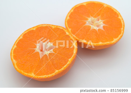 Round sliced orange white background Round sliced orange white background 85156999