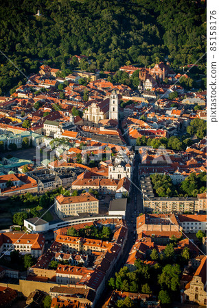 Red rooftops of sunny Vilnius Old Town aerial view 85158176