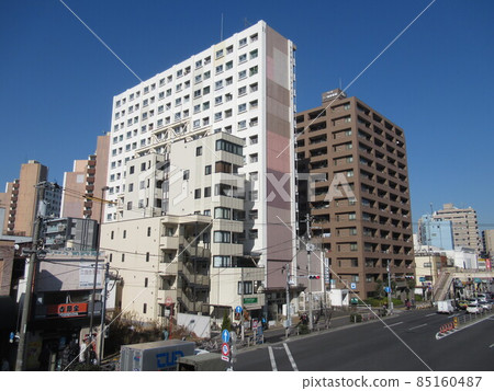 In front of Minowa station 85160487