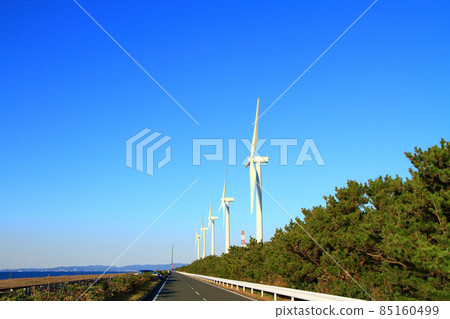風車一字排開的渥美半島 風車一字排開的渥美半島 85160499